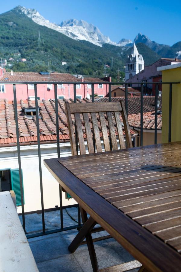 Bed and Breakfast Carrara Bella Zewnętrze zdjęcie